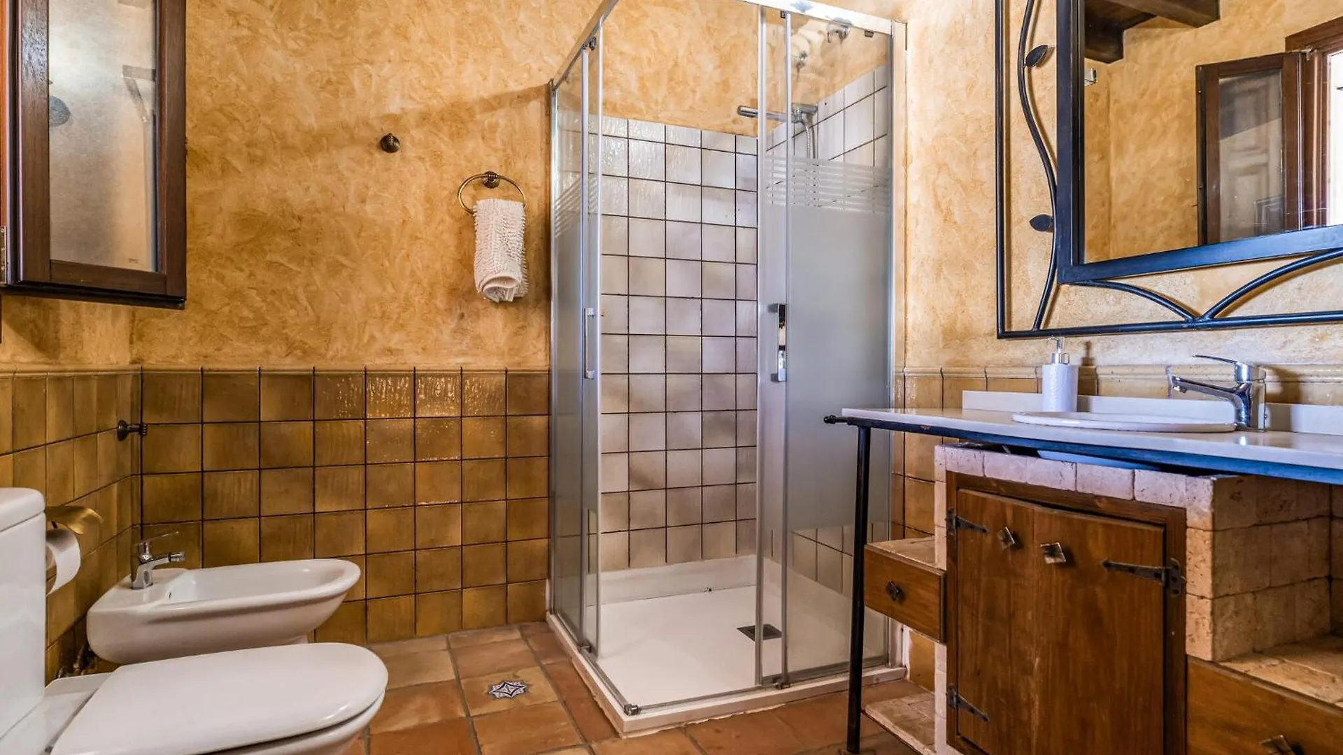Lovely Home In Salar With Kitchen 0*,  Spain
